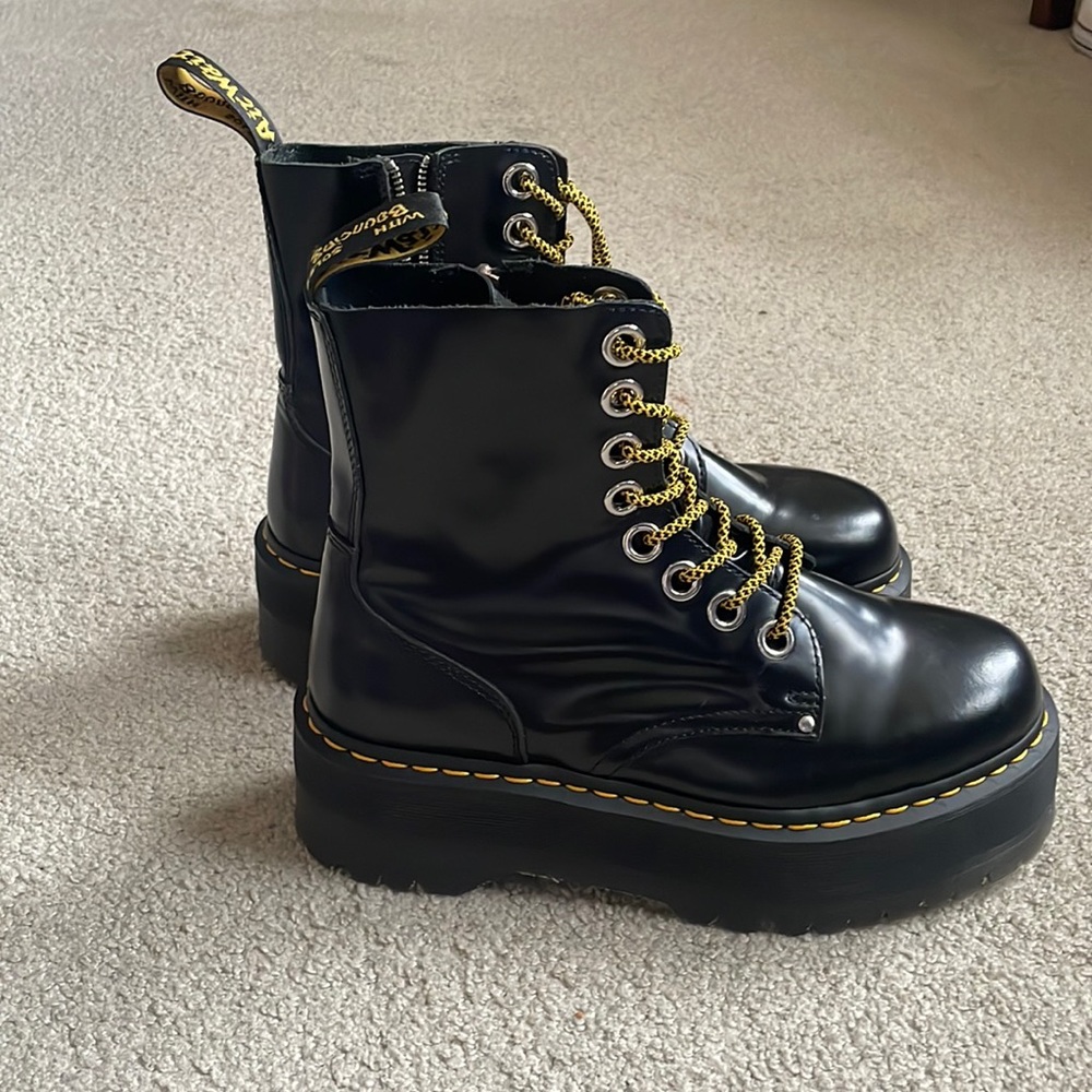 Black Dr. Martens size 11
